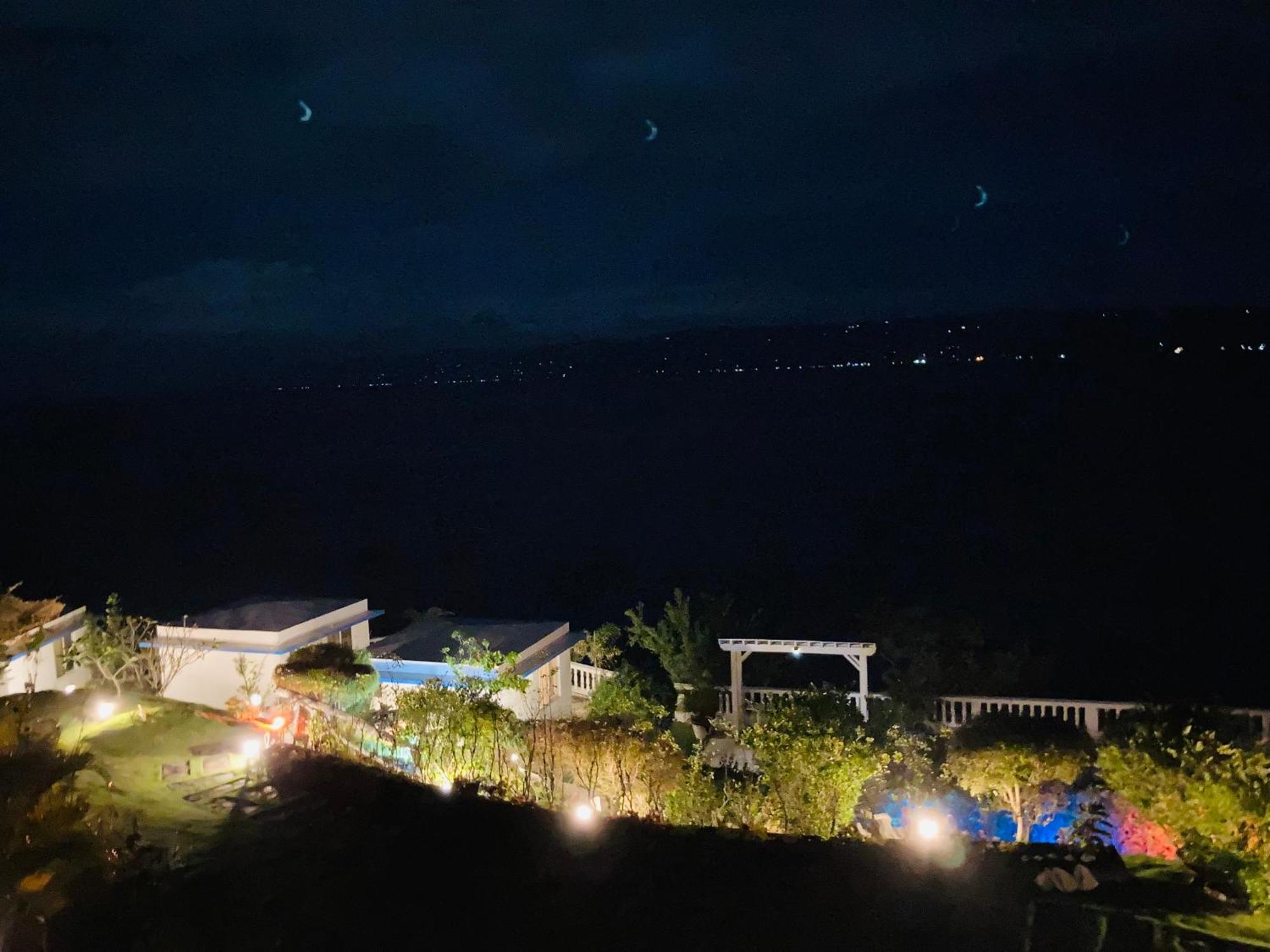1888 Beach Resort Dumaguete City Kültér fotó