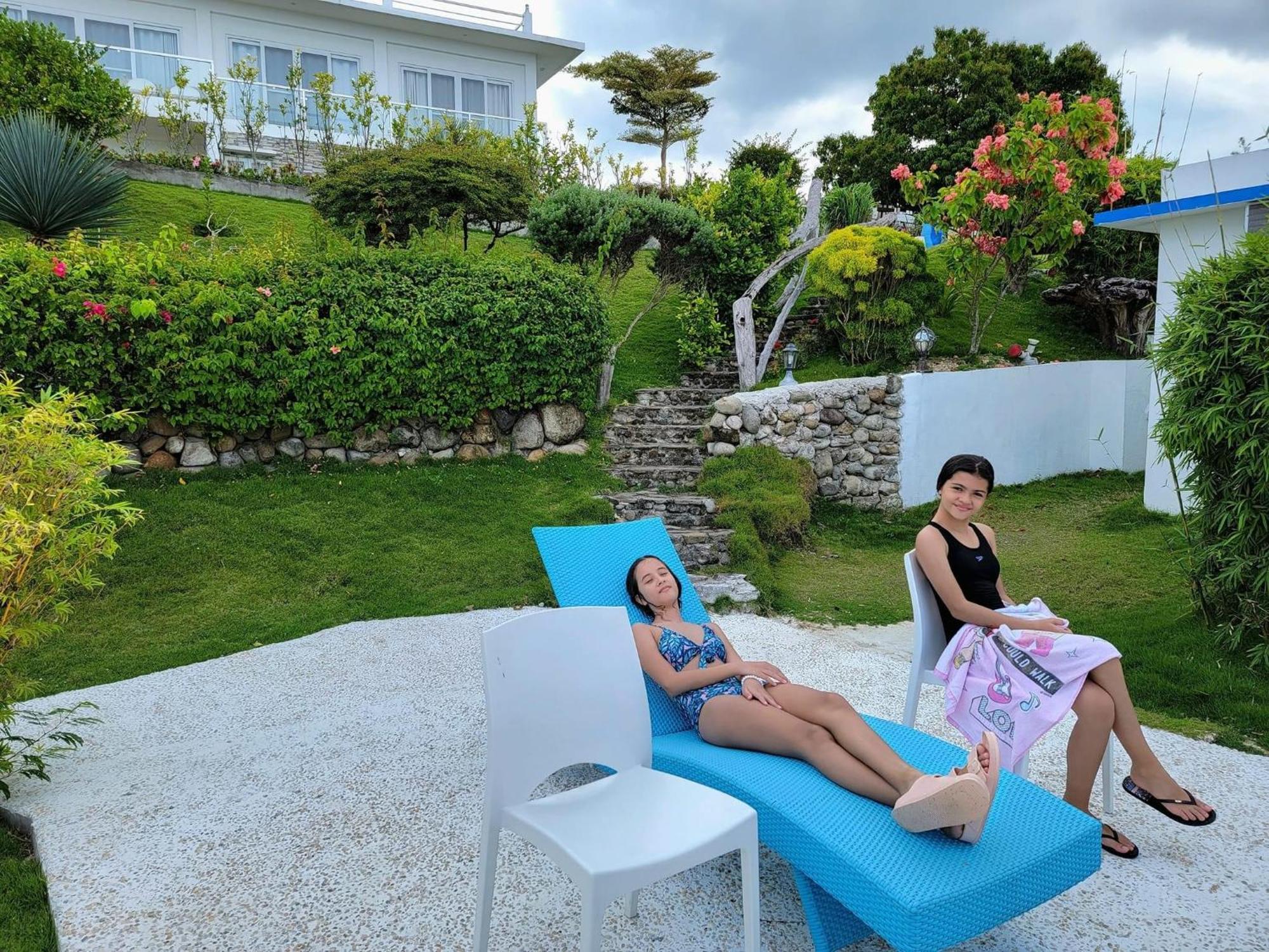 1888 Beach Resort Dumaguete City Kültér fotó