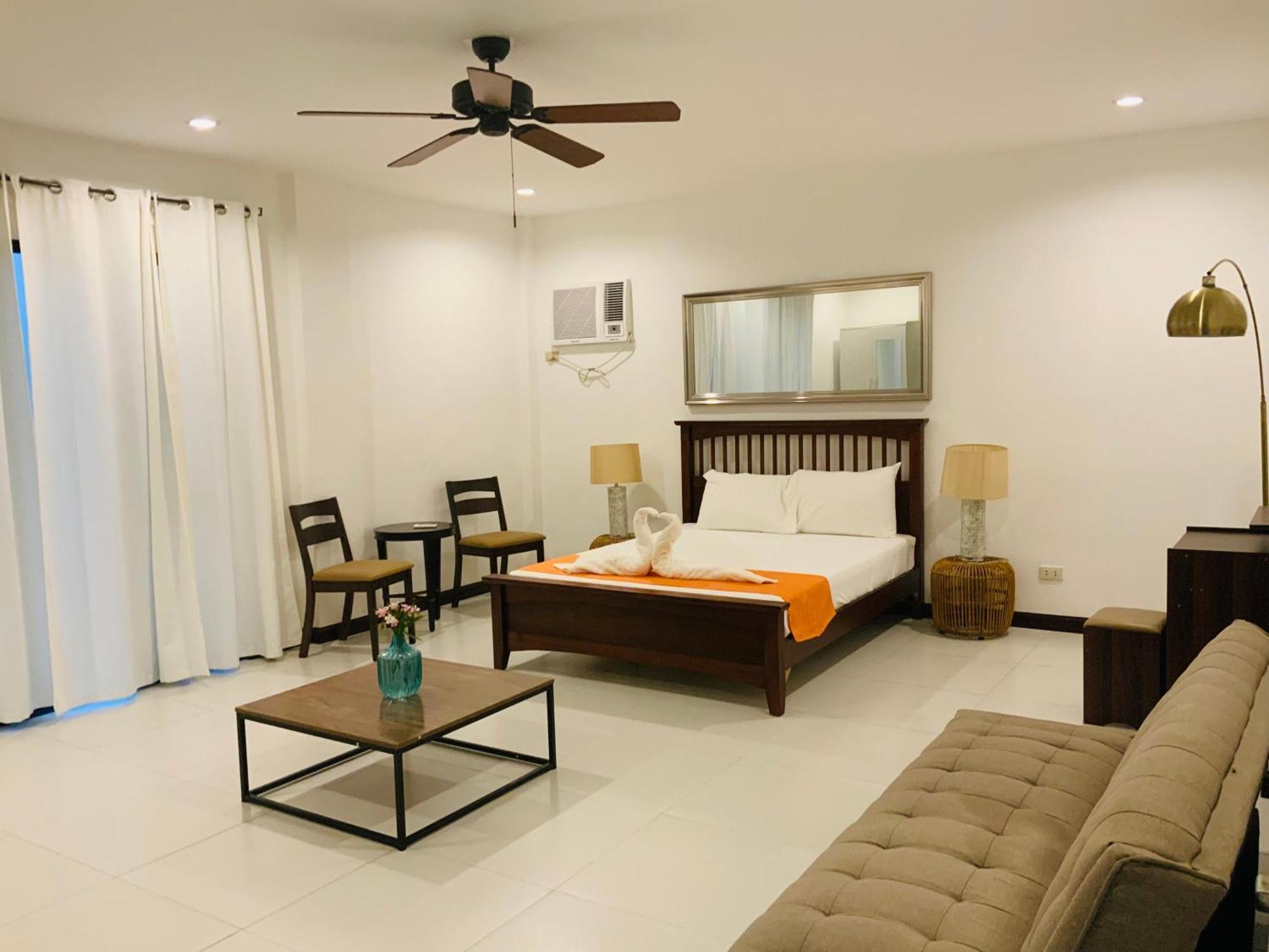 1888 Beach Resort Dumaguete City Kültér fotó