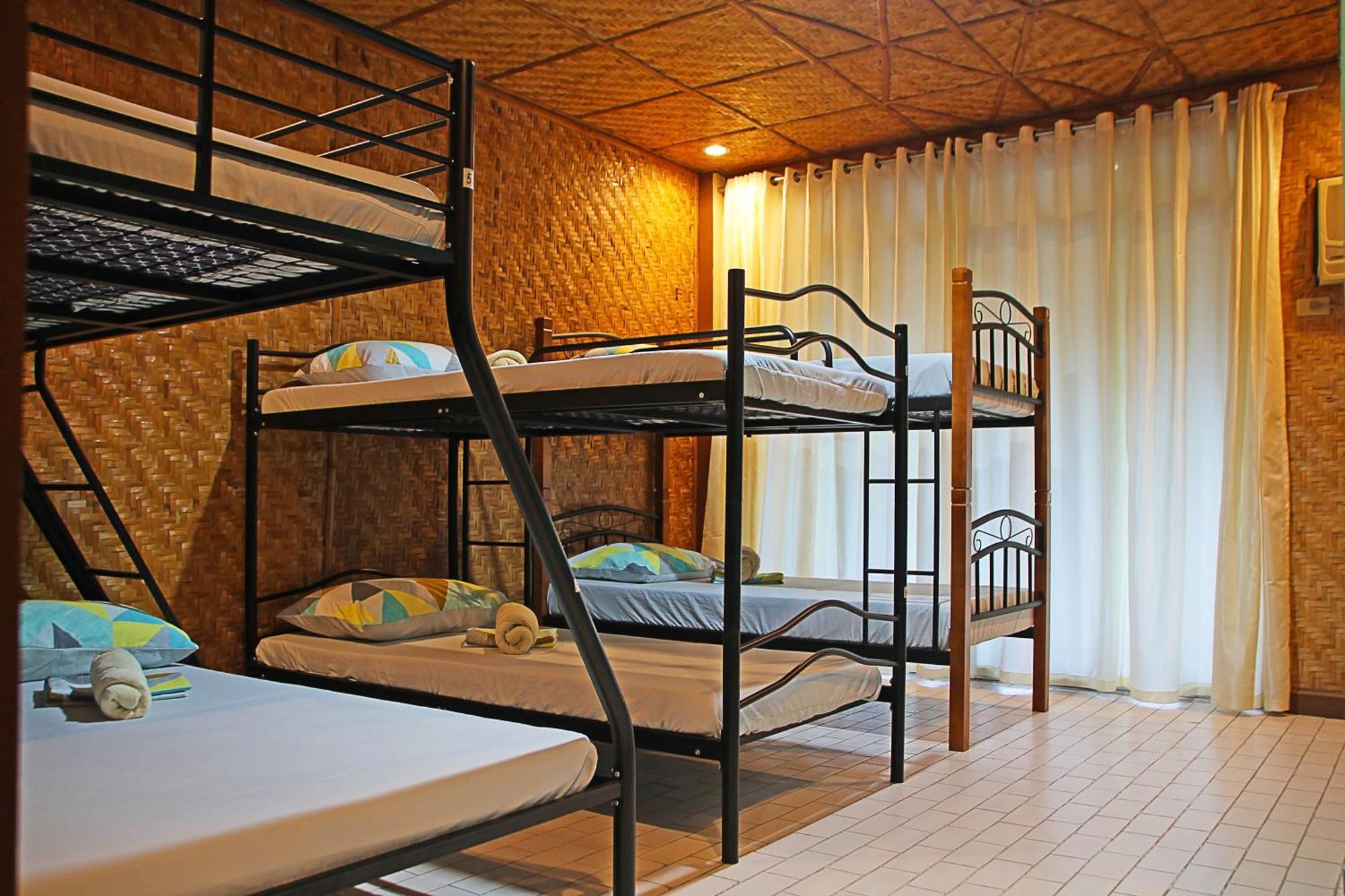1888 Beach Resort Dumaguete City Kültér fotó