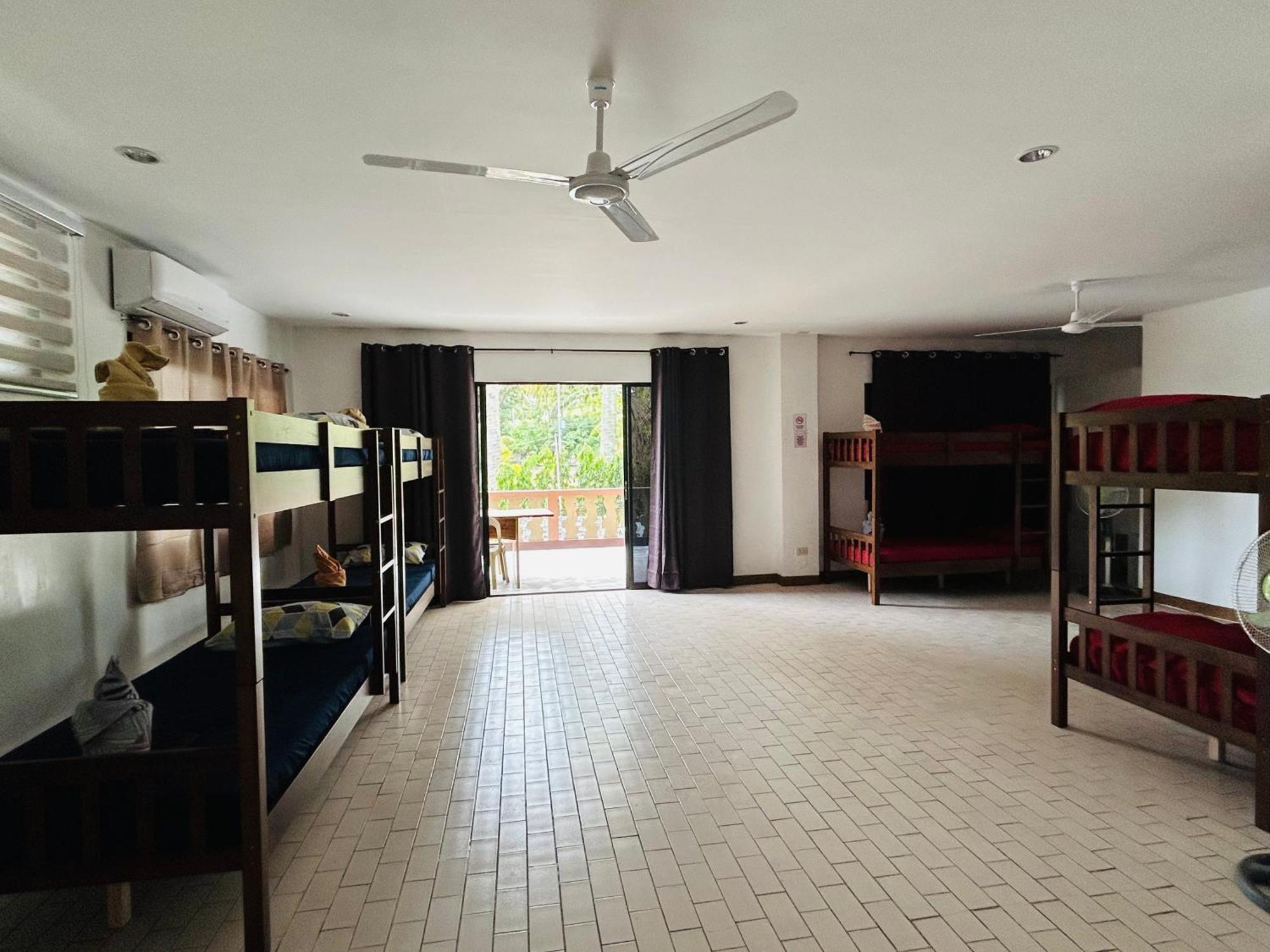 1888 Beach Resort Dumaguete City Kültér fotó